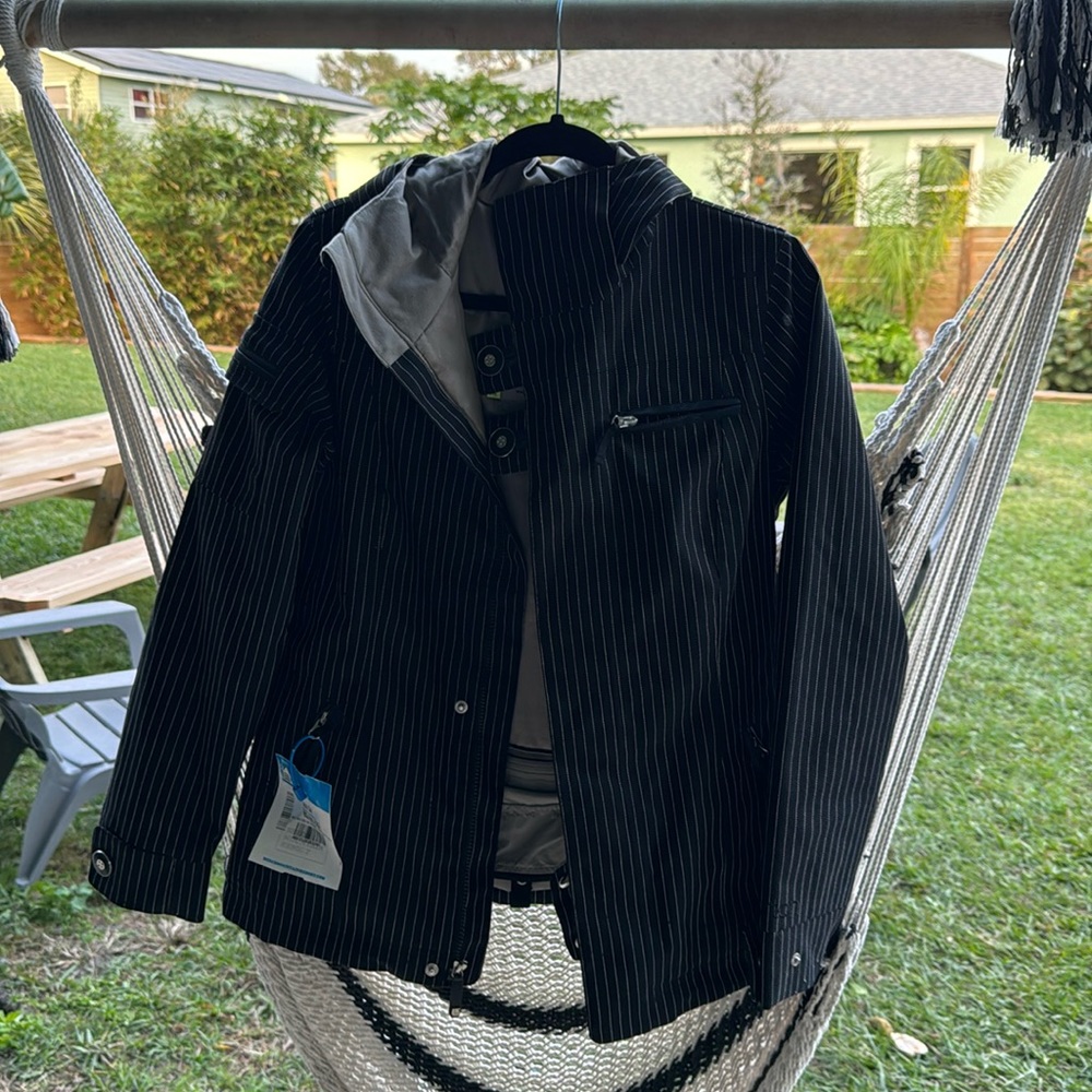 Burton snow jacket